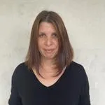 Emilie ARNOUX, Collaboratrice commerciale – Saint Louis