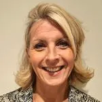 Anne-Claire T, Chargé de clientèle – Chaville